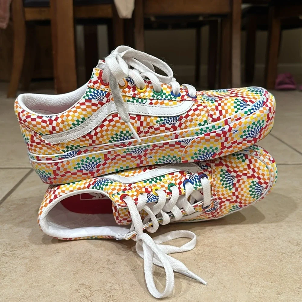 Vans Old Skool Pride Platform Sneakers Women Size 7.5 Men’s Size 6 Like New